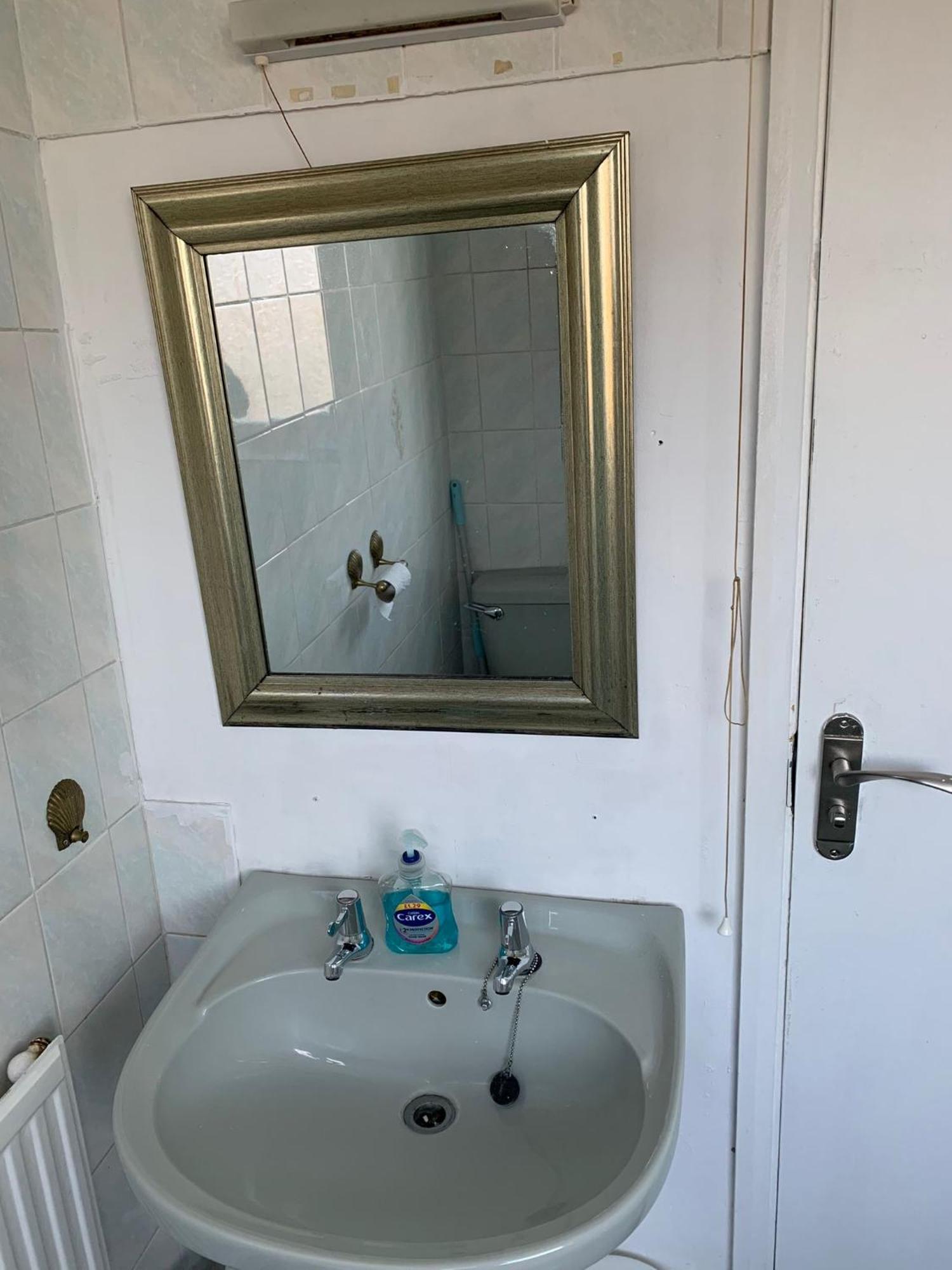 Byron View House R6 * Luton (Bedfordshire)