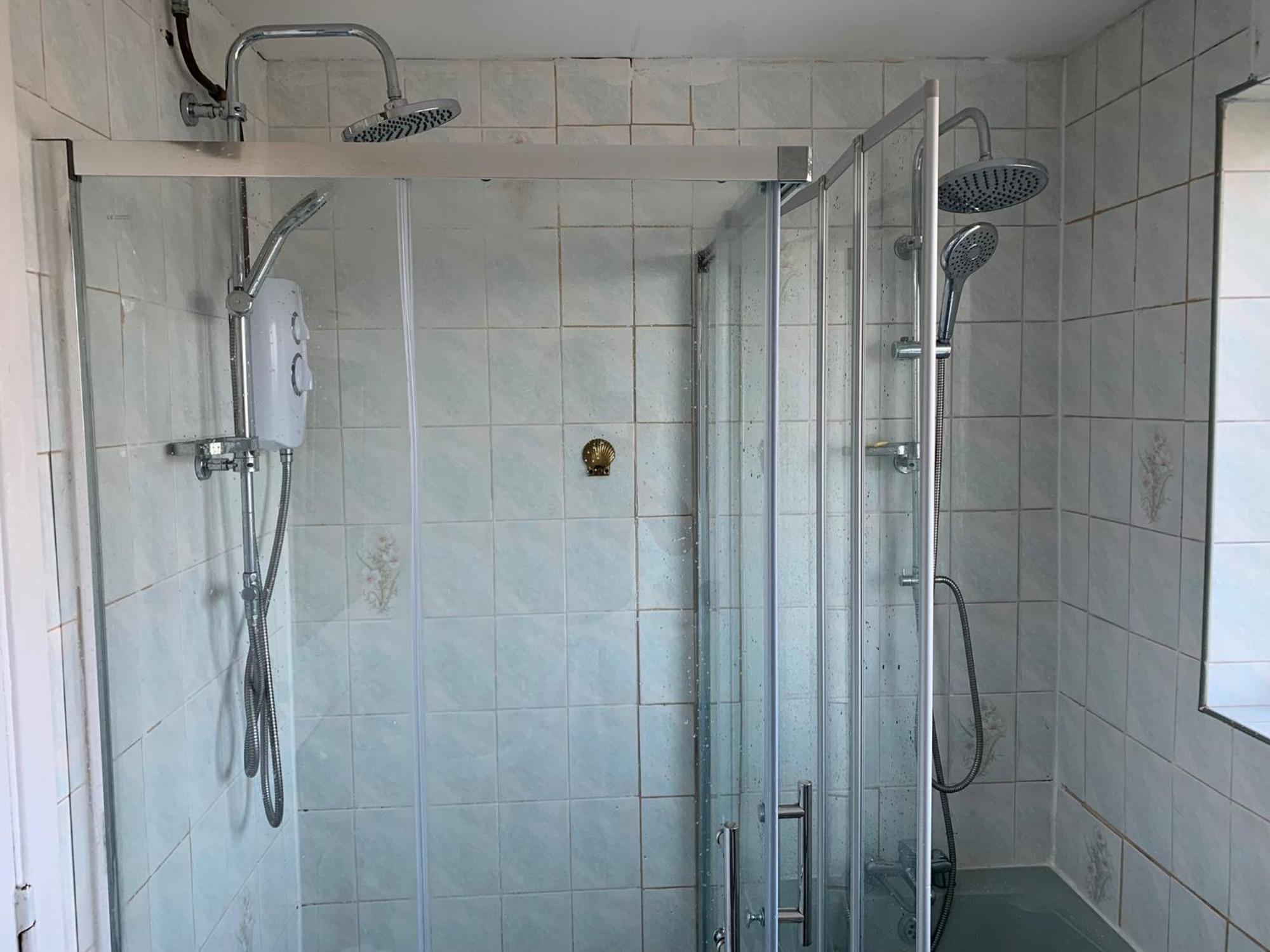 Homestay Byron View House R6 *