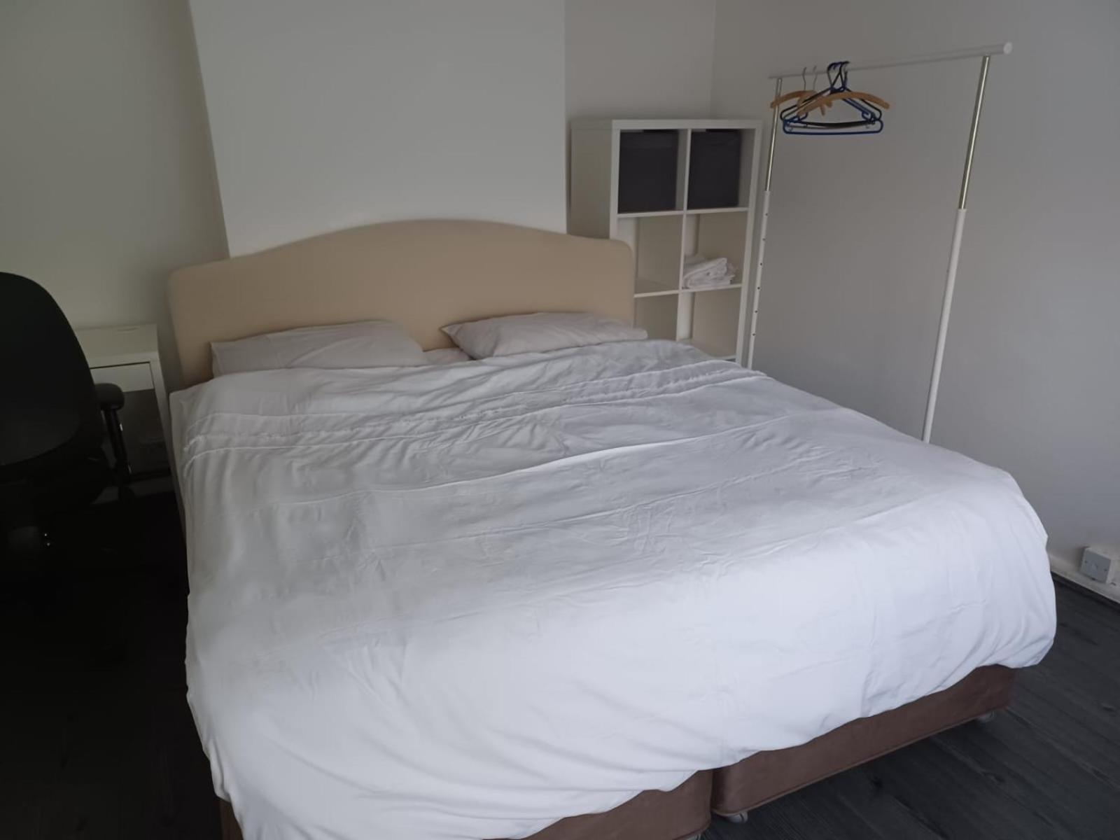 Homestay Byron View House R6 Luton (Bedfordshire)