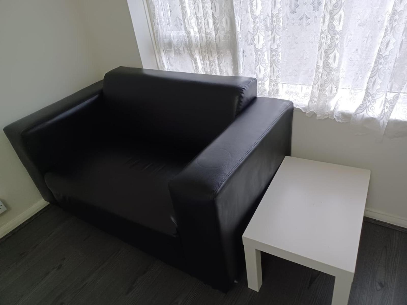 Byron View House R6 *